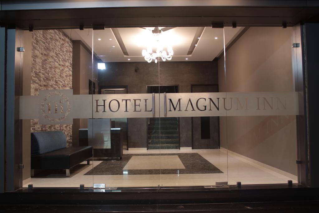 Hotel Magnum Inn Junagadh Exterior photo