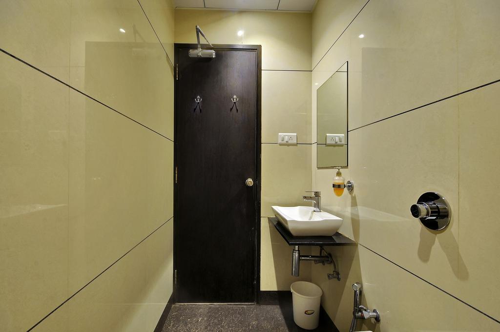 Hotel Magnum Inn Junagadh Exterior photo