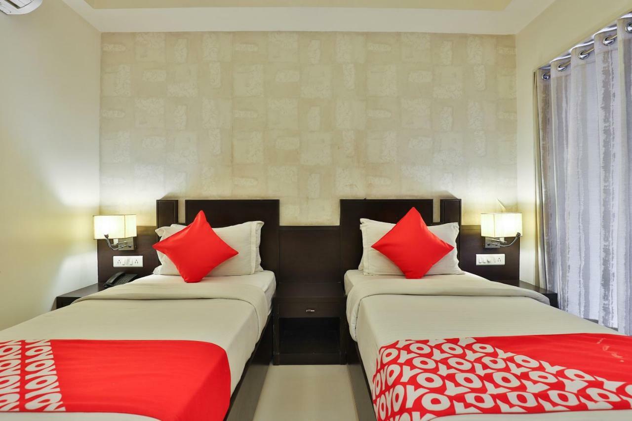 Hotel Magnum Inn Junagadh Exterior photo